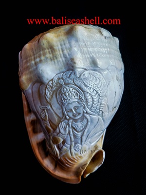 cassis rufa carving Vishnu God Ornament style