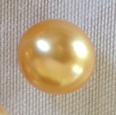 gold round shape soth sea pearl