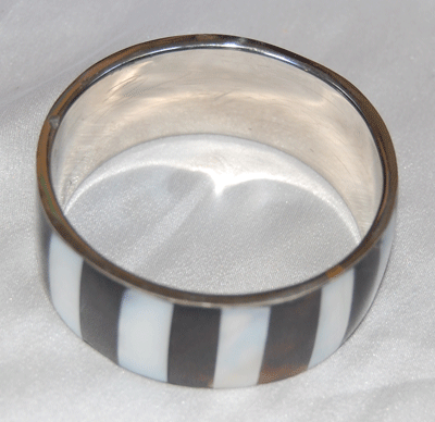 brecelet or bangle shell
