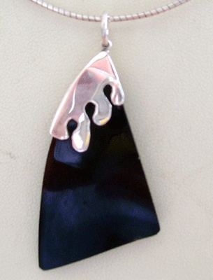 Black Pen Shell Pendant