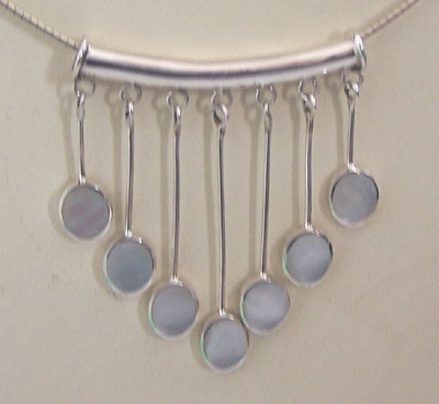 White Mop Pendant Silver