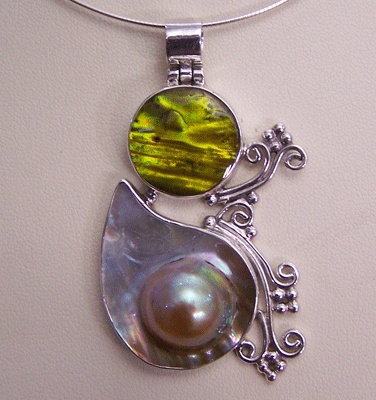 Pendants Paua Shell And Pearl