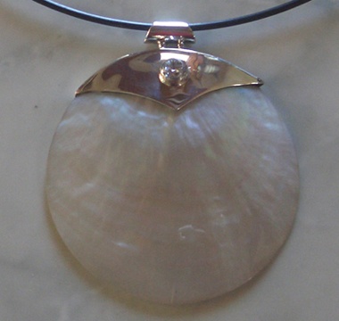 Mop Pendant Silver Best